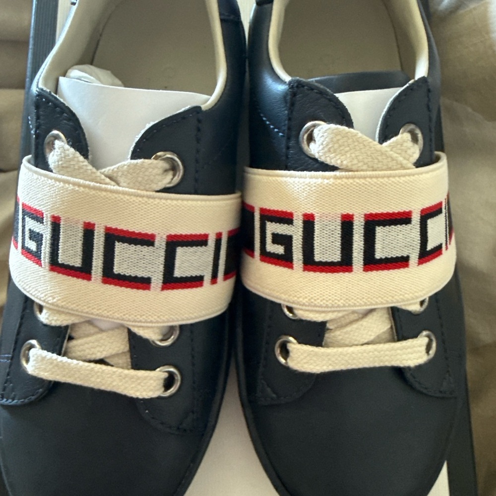 Gucci Navy blue and White Sneakers with Luxury Branding